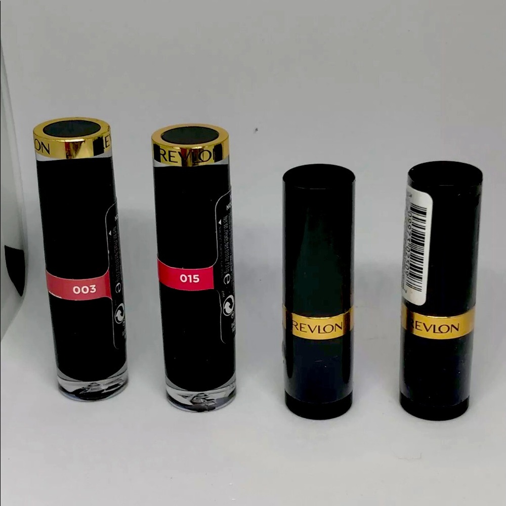 4 Revlon SuperLustrious Lipstick Brand New& Sealed
